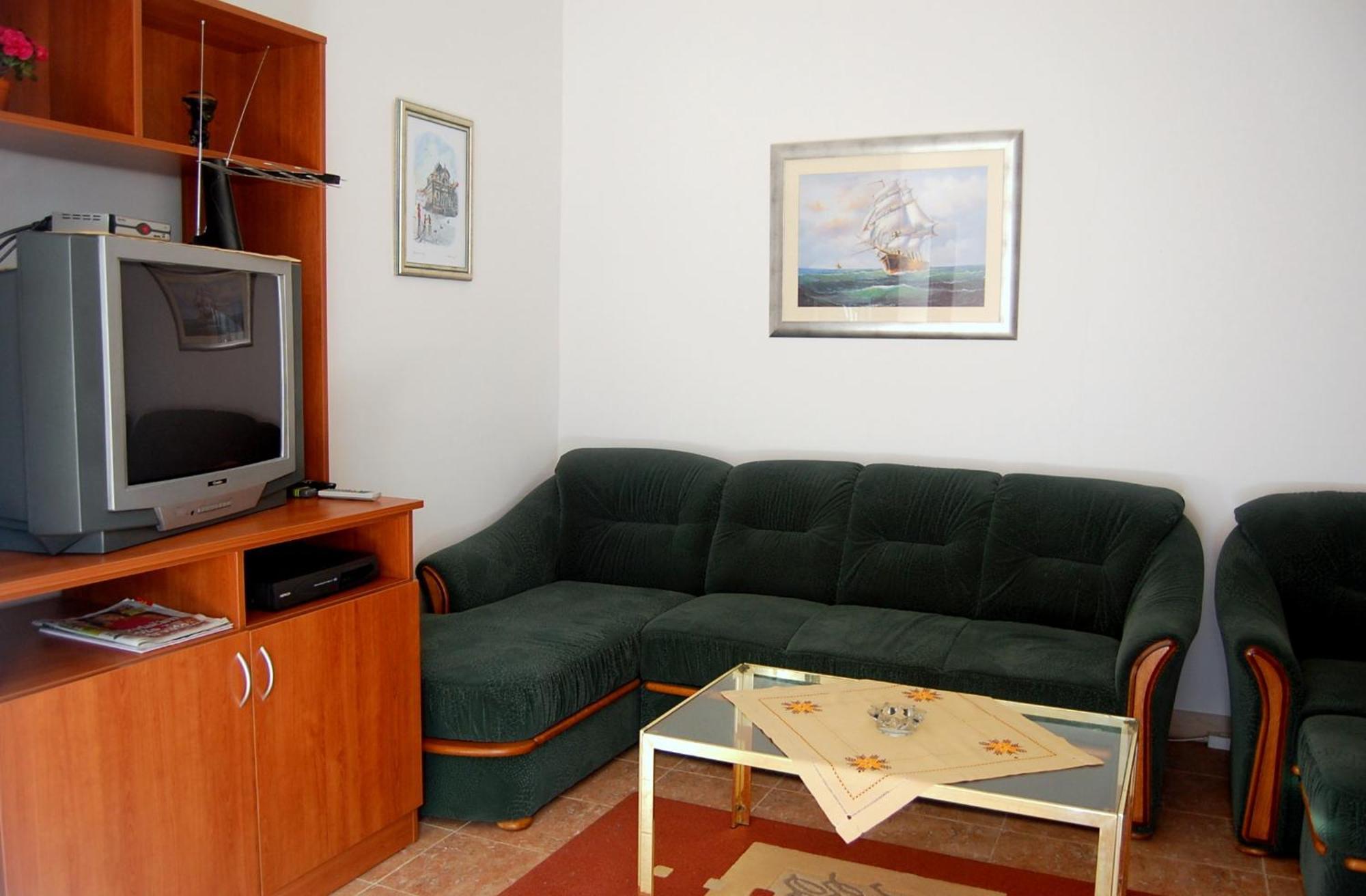Apartments And Rooms Villa Mir Затон Номер фото