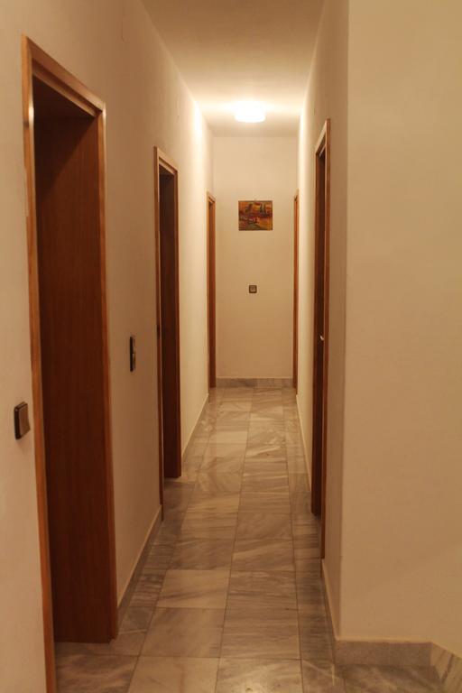 Apartments And Rooms Villa Mir Затон Экстерьер фото