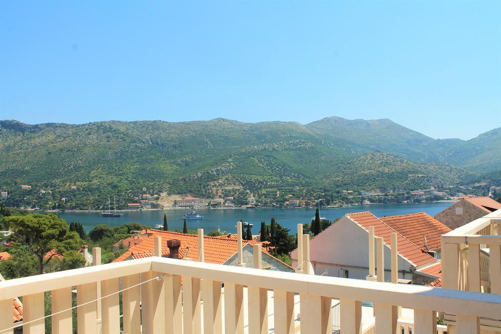 Apartments And Rooms Villa Mir Затон Экстерьер фото